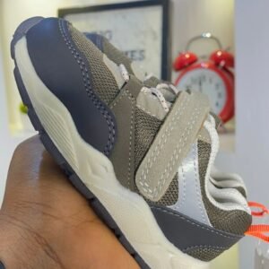 Boy shoes